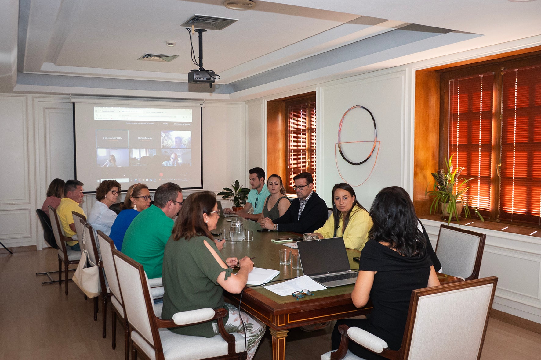 La Diputación de Cáceres manifiesta su compromiso para que la recuperación de los territorios afectados por los incendios La Diputación de Cáceres manifiesta su compromiso para que la recuperación de los territorios afectados por los incendios