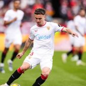 Adrià Pedrosa, en un partido con el Sevilla.