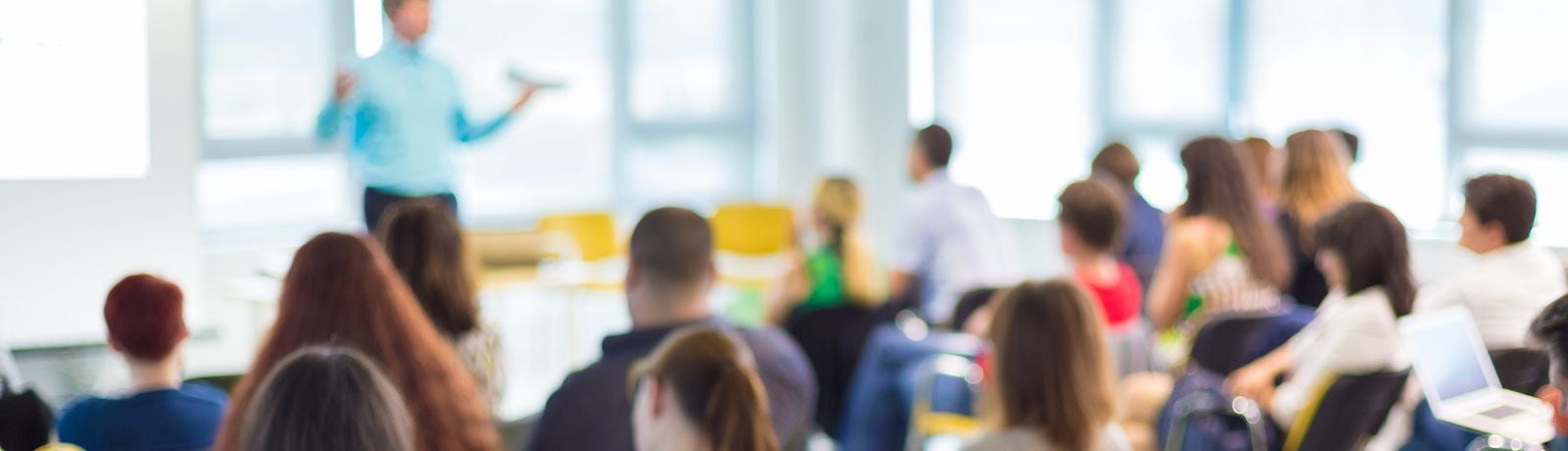 CSIF organiza una jornada informativa en Málaga para los docentes que han superado las oposiciones de Educación CSIF organiza una jornada informativa en Málaga para los docentes que han superado las oposiciones de Educación