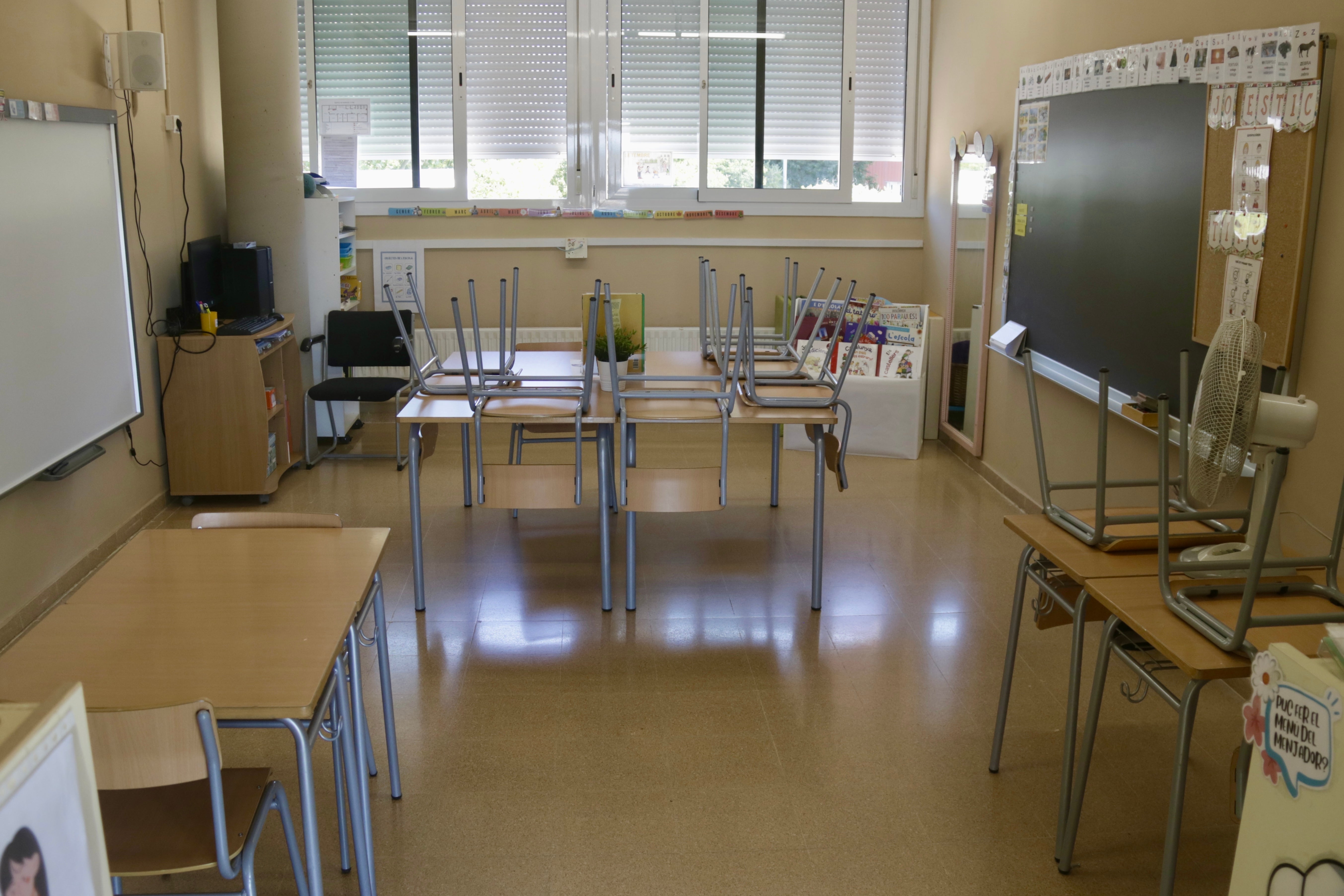 Les famílies ultimen les compres per al retorn a l'escola més car segons l'OCU Les famílies ultimen les compres per al retorn a l'escola més car segons l'OCU