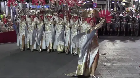 Entrada de Moros y Cristianos de Santa Pola en 2025. Entrada de Moros y Cristianos de Santa Pola en 2025.