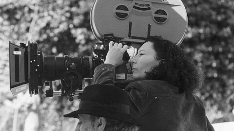 La cineasta Pilar T&aacute;vora presenta este viernes en las cuevas del Rodeo de Rojales su documental 'Gran redada Gitana'