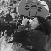 La cineasta Pilar Távora presenta este viernes en las cuevas del Rodeo de Rojales su documental 'Gran redada Gitana' La cineasta Pilar Távora presenta este viernes en las cuevas del Rodeo de Rojales su documental 'Gran redada Gitana'