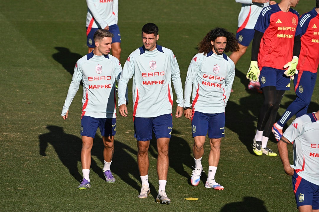 Morata descarta dejar la selección: "Es lo que más disfruto en la vida" Morata descarta dejar la selección: "Es lo que más disfruto en la vida"