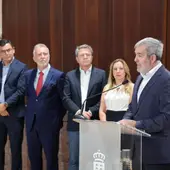 Firma del Protocolo para los trenes en Canarias (Foto: @obras_GobCan) Firma del Protocolo para los trenes en Canarias (Foto: @obras_GobCan)