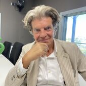El escritor y periodista Juan Bolea