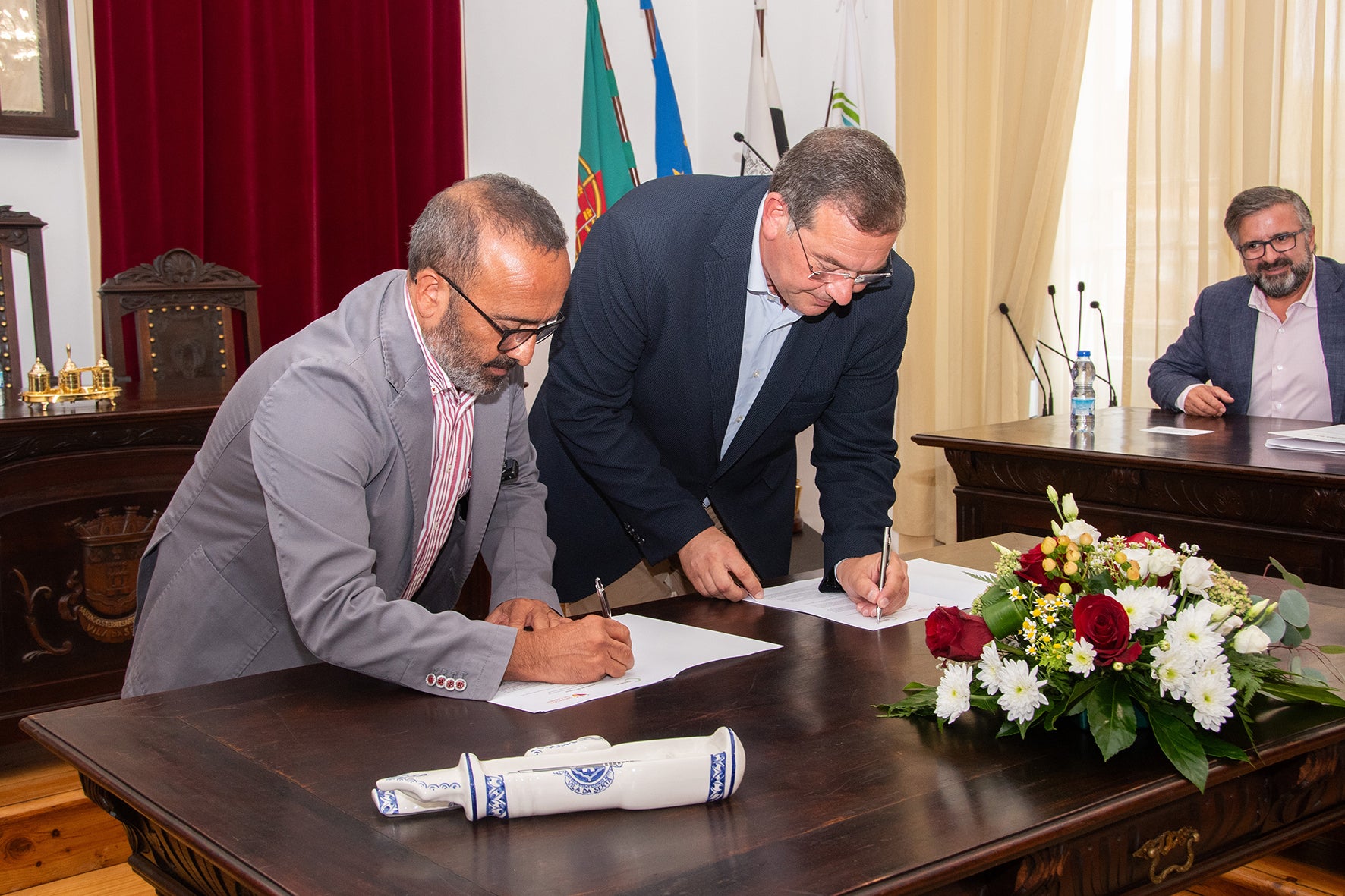 La provincia de Cáceres y la Beira Baixa formalizan su unión para impulsar una eurozona regional más integrada y atractiva La provincia de Cáceres y la Beira Baixa formalizan su unión para impulsar una eurozona regional más integrada y atractiva