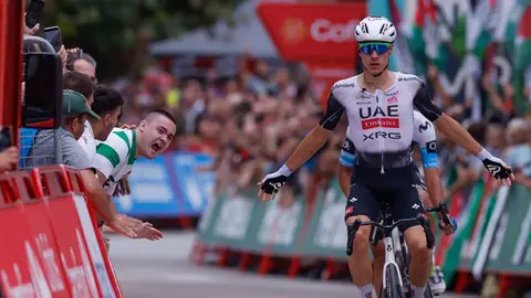 Juan Ayuso se apunta su segunda victoria en La Vuelta Juan Ayuso se apunta su segunda victoria en La Vuelta