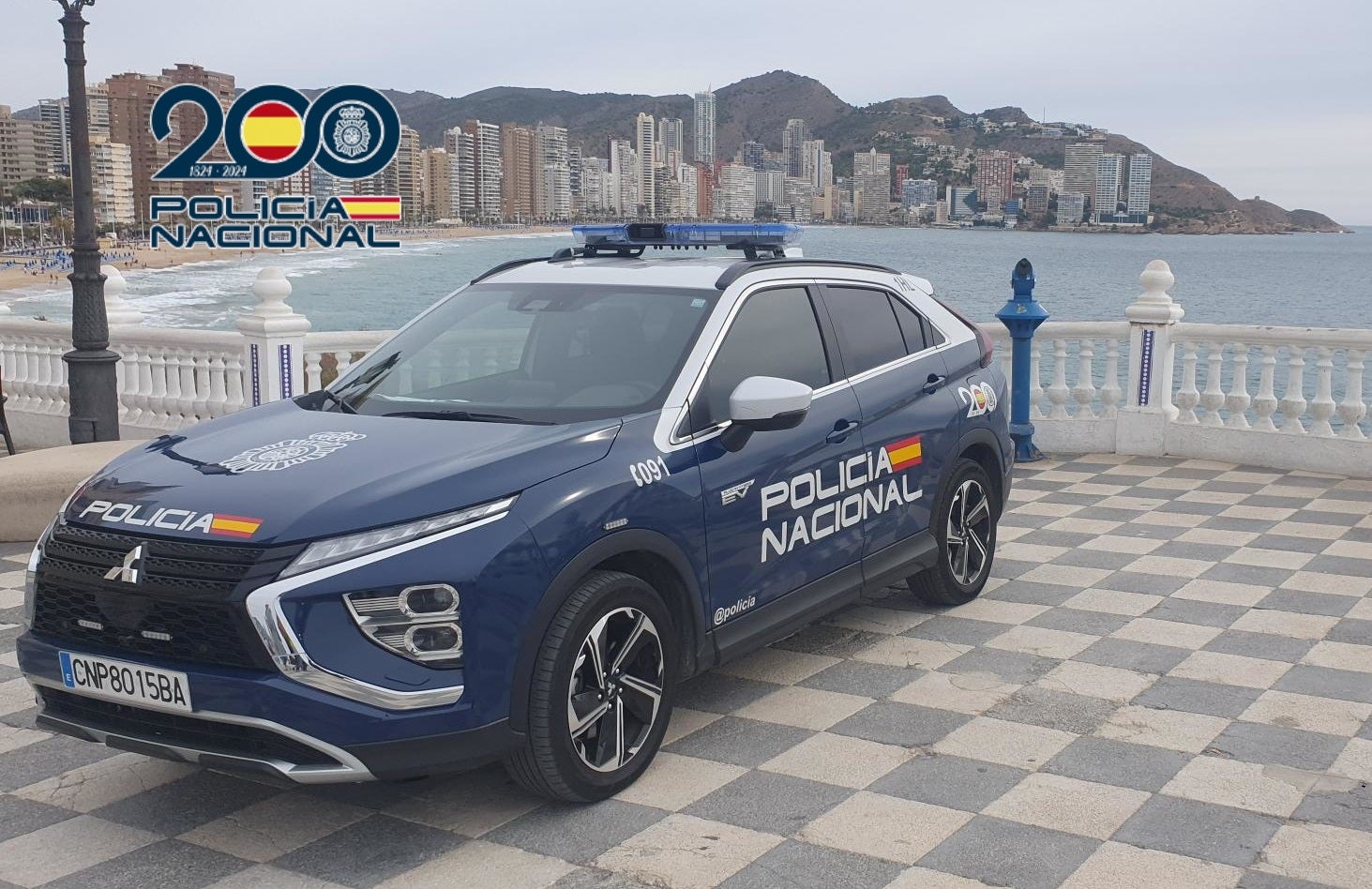 Agentes de la Policía Nacional han detenido en Benidorm a un varón de 36 años sobre el que pesaba una Orden Europea de Detención y Entrega Agentes de la Policía Nacional han detenido en Benidorm a un varón de 36 años sobre el que pesaba una Orden Europea de Detención y Entrega