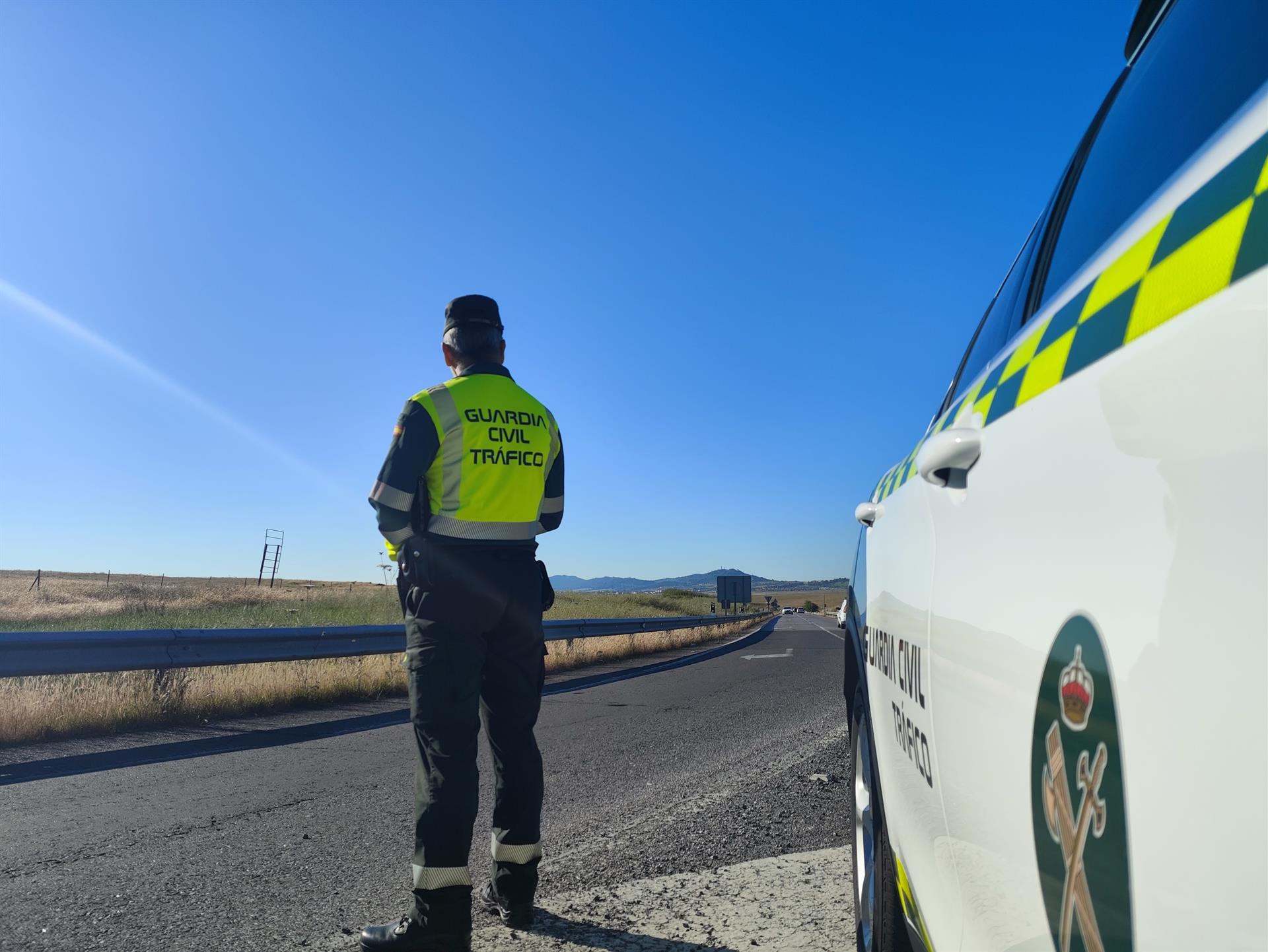 Investigada una conductora por circular durante 40 km en sentido contrario en la provincia de Cáceres tras consumir drogas Investigada una conductora por circular durante 40 km en sentido contrario en la provincia de Cáceres tras consumir drogas
