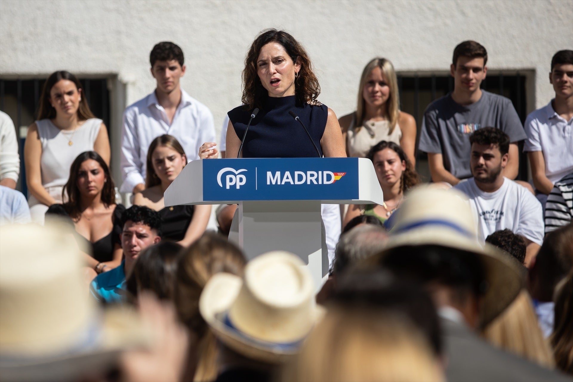 Isabel Díaz Ayuso: "La quita es la antesala de la creación de un Estado nuevo: la república federal catalana" Isabel Díaz Ayuso: "La quita es la antesala de la creación de un Estado nuevo: la república federal catalana"