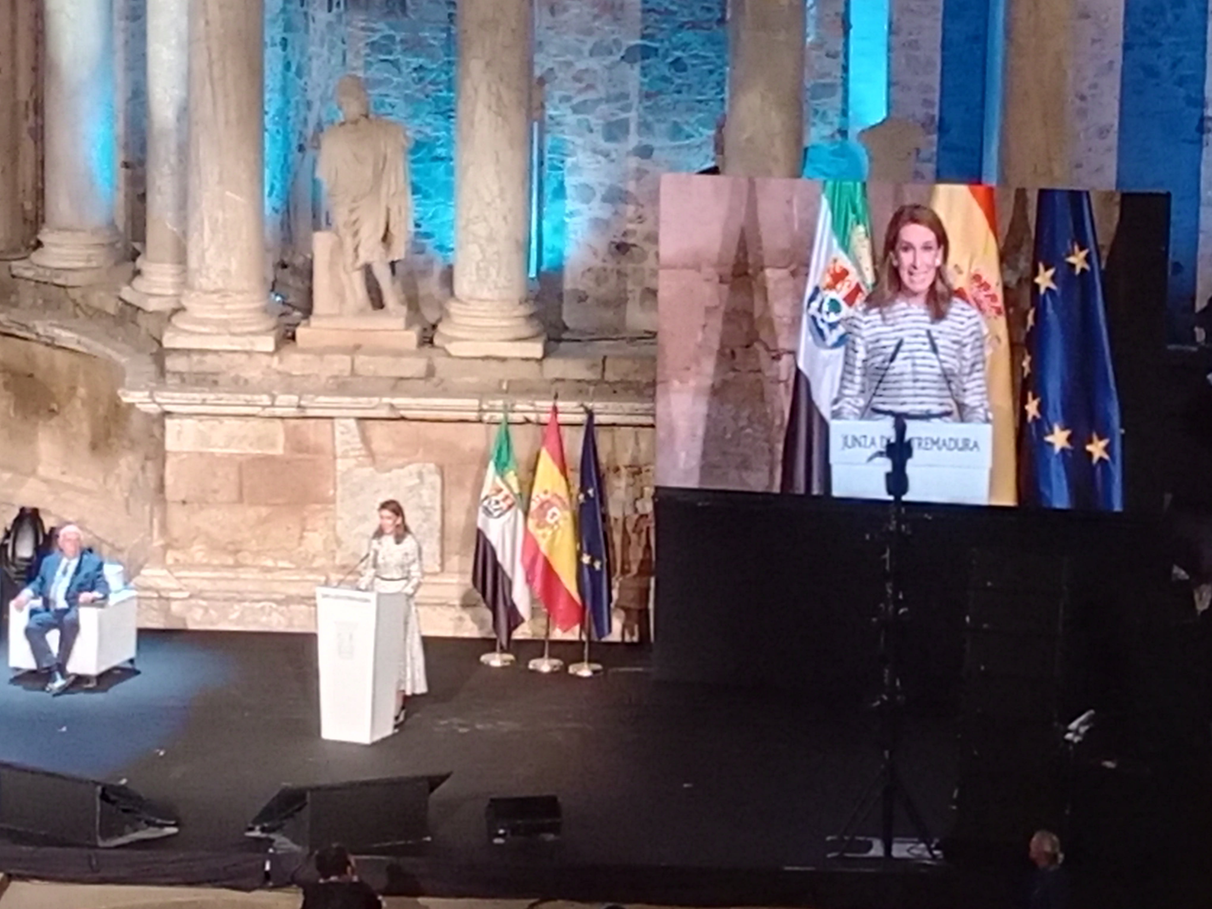 Consulta aquí el discurso íntegro de la empresaria María Cremades, discurso ciudadano del Día de Extremadura Consulta aquí el discurso íntegro de la empresaria María Cremades, discurso ciudadano del Día de Extremadura