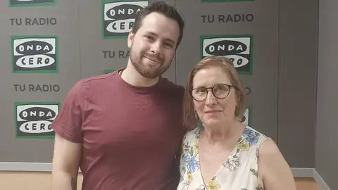 La Asociación Salud Mental Madrid Este ofrece apoyo a personas con trastorno mental grave y sus familias desde hace más de 30 años Elisa García y Pablo Rodríguez, presidenta y psicólogo de la Asociación Salud Mental Madrid Este