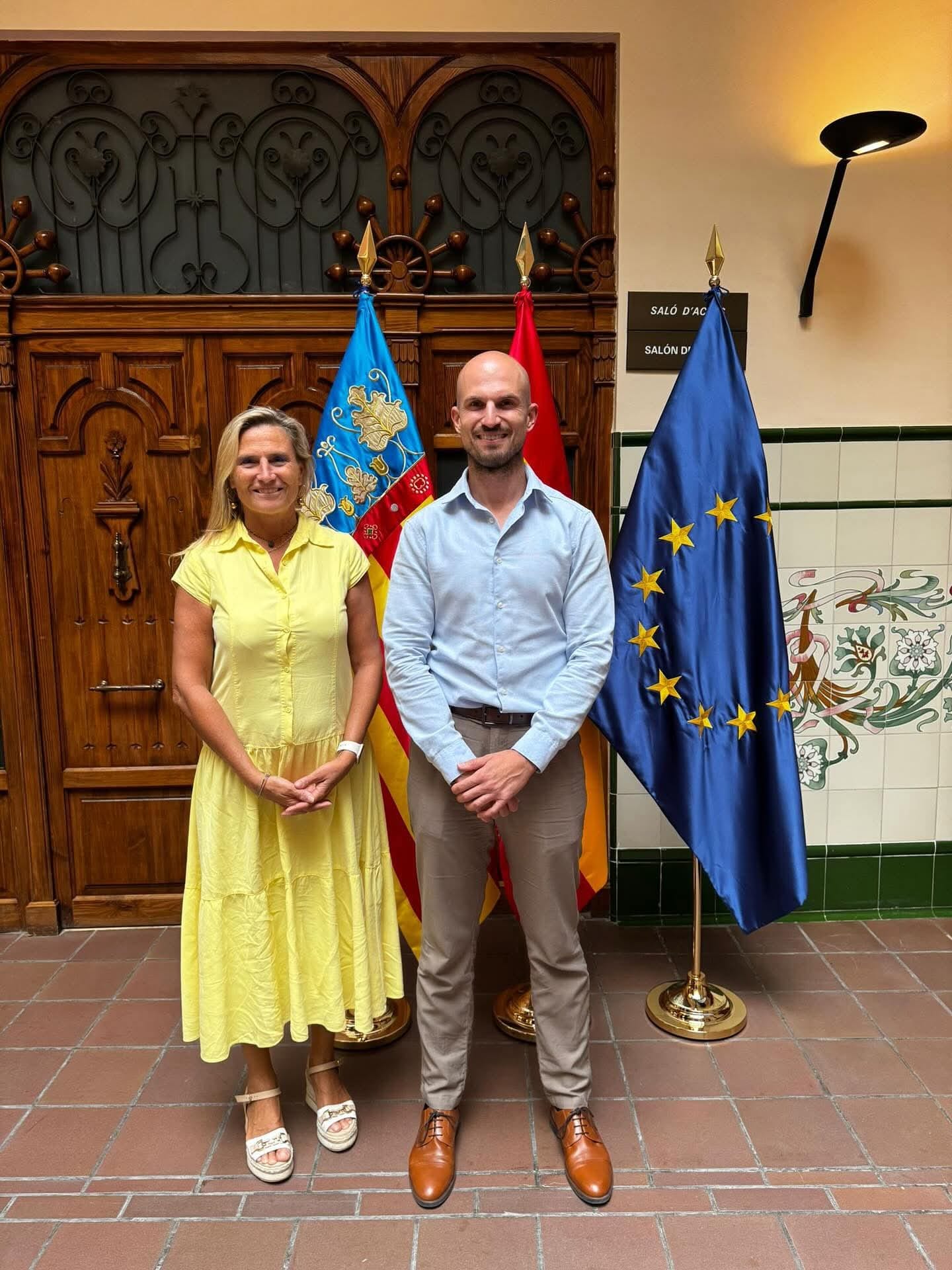 La UNED y el Consell fortalecen su cooperación para mejorar la formación educativa La UNED y el Consell fortalecen su cooperación para mejorar la formación educativa