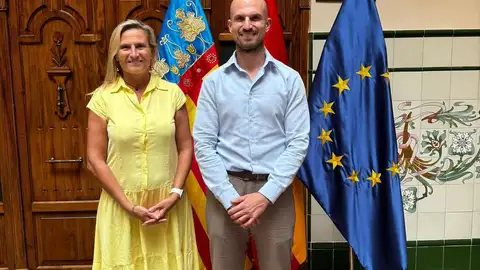 La UNED y el Consell fortalecen su cooperación para mejorar la formación educativa La UNED y el Consell fortalecen su cooperación para mejorar la formación educativa