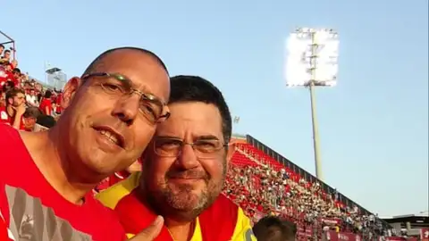 El Mallorca rectifica y acepta que un abonado con discapacidad acuda a Son Moix con acompañante Fútbol