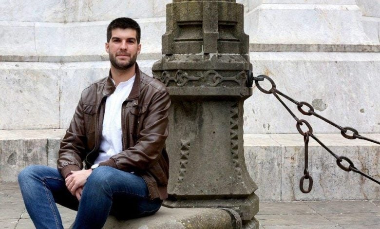 Carlos Guzmán optará a la reelección como coordinador general de Izquierda Unida de Navarra Carlos Guzmán optará a la reelección como coordinador general de Izquierda Unida de Navarra
