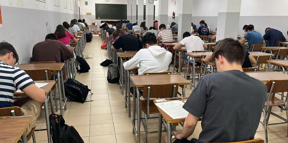 Comienza el curso para más de 14.000 alumnos de Bachillerato Comienza el curso para más de 14.000 alumnos de Bachillerato