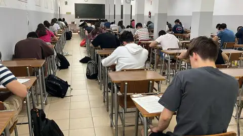 Los estudiantes aragoneses de Bachillerato llenan ya las aulas Los estudiantes aragoneses de Bachillerato llenan ya las aulas