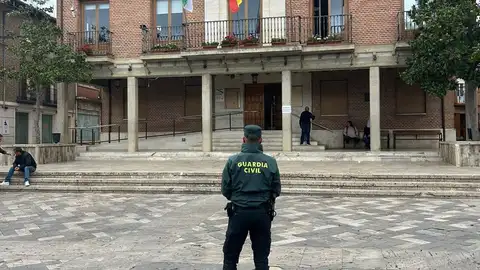 La Guardia Civil investiga una intoxicación durante las fiestas de Saldaña .