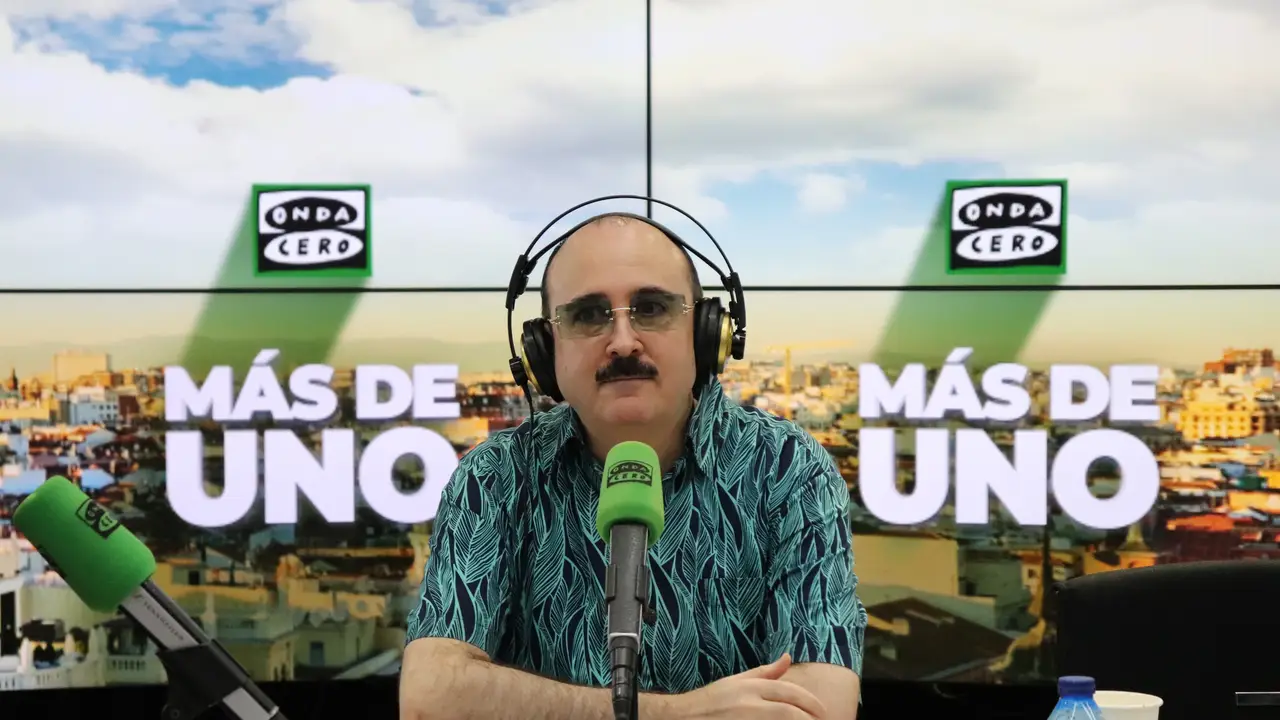 Carlos Areces presenta la tercera temporada de 'Muertos S.L.'