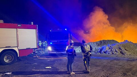 Incendio declarado en la noche del 10 se septiembre de 2025 en el PIERS de Arico, Tenerife