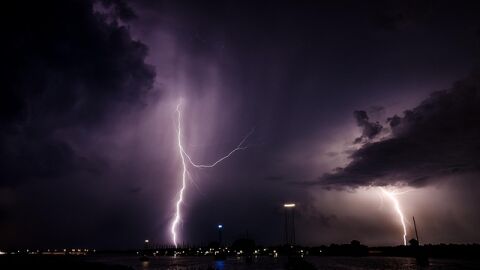 &iquest;De d&oacute;nde vienen los rayos?