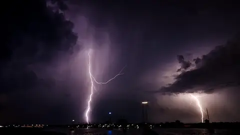 ¿De dónde vienen los rayos? ¿De dónde vienen los rayos?