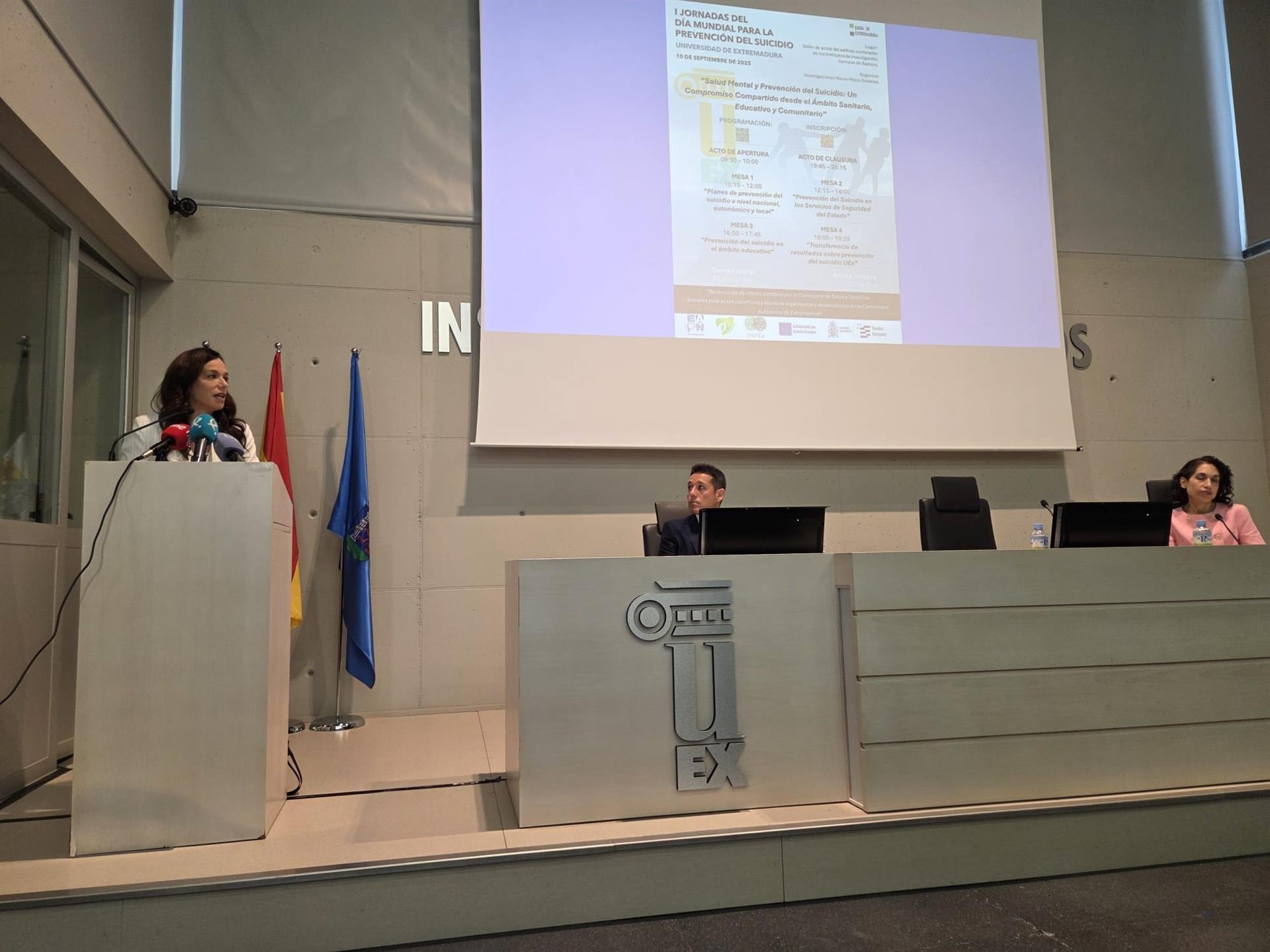 Extremadura implanta una estrategia de posvención del suicidio orientada al tratamiento de los familiares Extremadura implanta una estrategia de posvención del suicidio orientada al tratamiento de los familiares