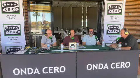 Realizamos el programa 'Más de uno' en el complejo Go-Karts Ciudad Quesada de Rojales para conocer las instalaciones y la prueba que se celebra este domingo Realizamos el programa 'Más de uno' en el complejo Go-Karts Ciudad Quesada de Rojales para conocer las instalaciones y la prueba que se celebra este domingo