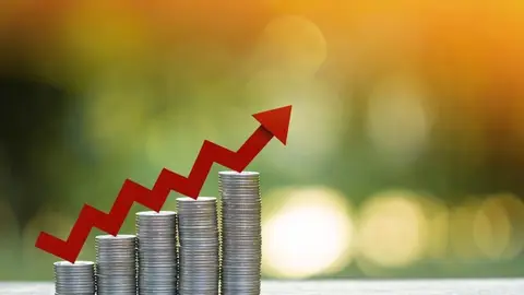 S&P mejora la calificación de la deuda española gracias al impacto de la migración, el crecimiento económico y la inversión
