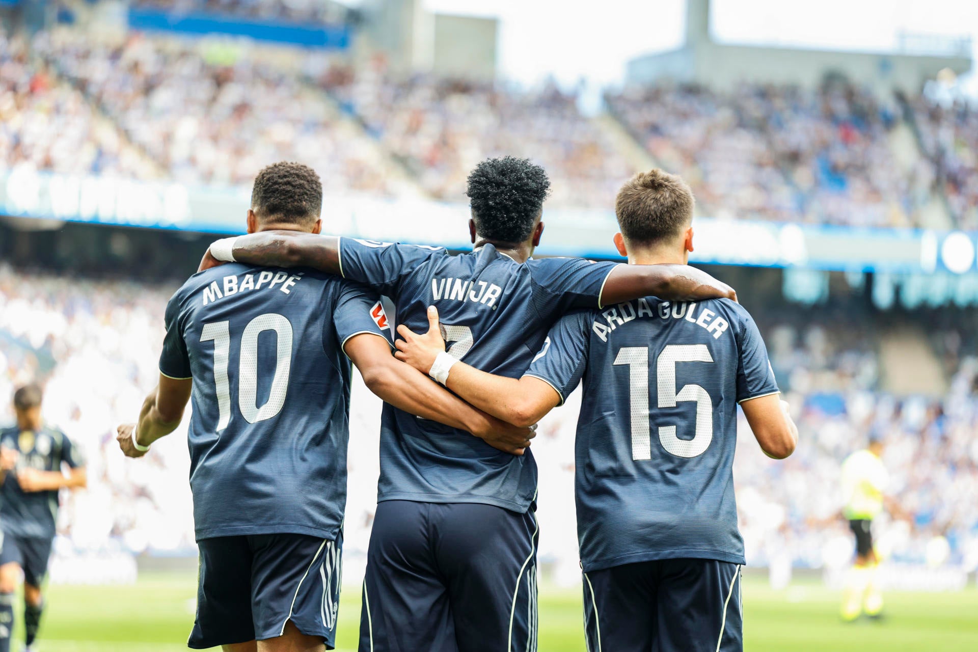 Güler y Mbappé lideran la victoria del Real Madrid ante la Real Sociedad (1-2) Güler y Mbappé lideran la victoria del Real Madrid ante la Real Sociedad (1-2)