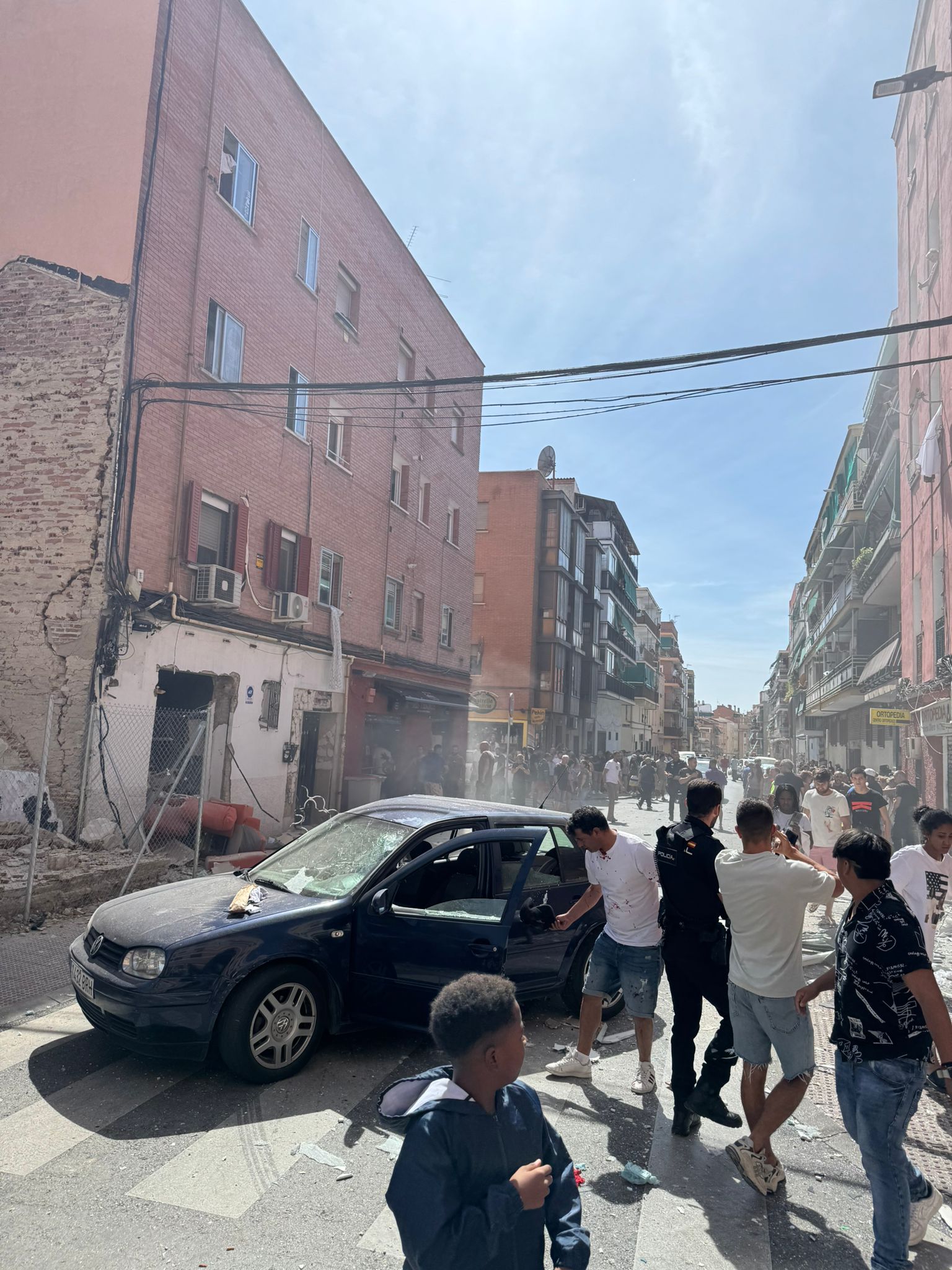 Un muerto y 25 heridos en una una explosión de gas en un bar de Madrid Un muerto y 25 heridos en una una explosión de gas en un bar de Madrid