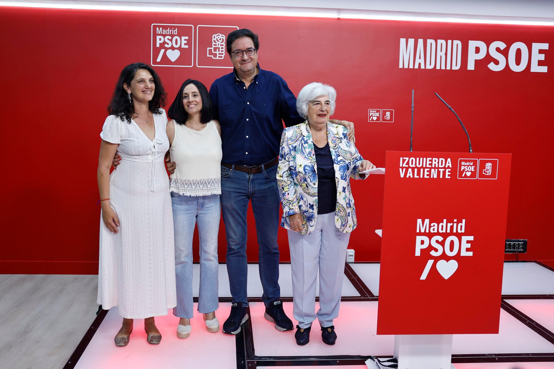 El PSOE reclama a Feijóo que acabe con el "lenguaje guerra civilista": "Deje de insultar y de alimentar la violencia" El PSOE reclama a Feijóo que acabe con el "lenguaje guerra civilista": "Deje de insultar y de alimentar la violencia"