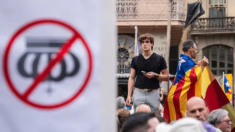 Manifestación antimonárquica en Cataluña. Manifestación antimonárquica en Cataluña.