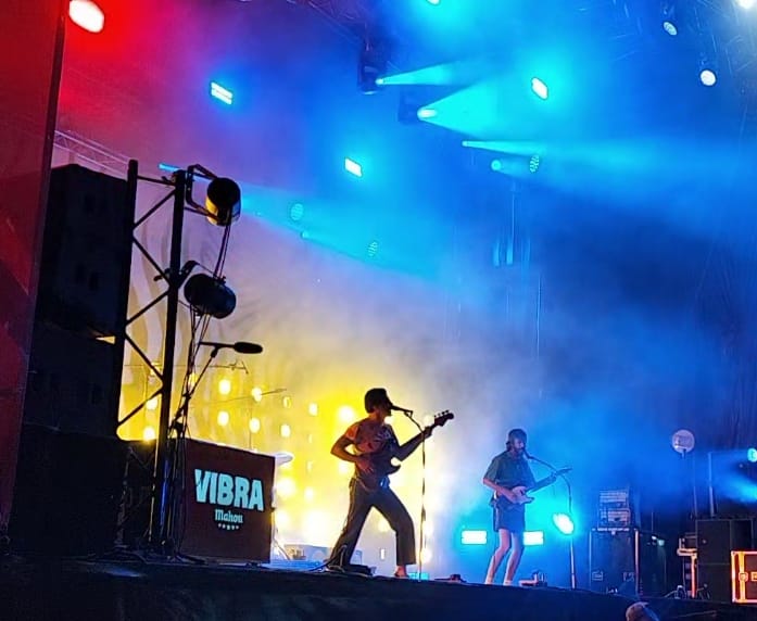 Casi 2.500 personas disfrutaron del I festival de música Vibramahou de Segovia Casi 2.500 personas disfrutaron del I festival de música Vibramahou de Segovia