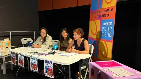 La Junta pone en marcha dos proyectos pioneros para trabajar en igualdad y fomento de la lectura entre los jóvenes La Junta pone en marcha dos proyectos pioneros para trabajar en igualdad y fomento de la lectura entre los jóvenes
