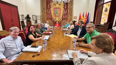 El periodista Carlos Herrera recogerá el próximo 9 de octubre el Premio Ciudad de Alcalá de las Artes y la Letras Reunión del jurado del Premio Ciudad Alcalá de las Artes y las Letras