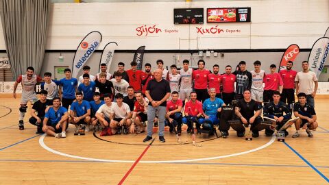 14-9-2025 Imagen de los equipos participantes en el trofeo Villa de Gij&ntilde;on de hockey