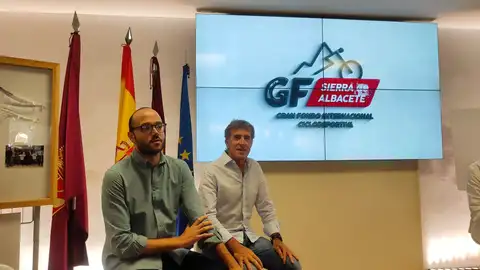 Perico Delgado vuelve a condenar en Albacete "las protestas violentas" de La Vuelta a España Perico Delgado vuelve a condenar en Albacete "las protestas violentas" de La Vuelta a España