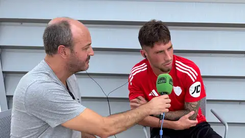 José Ángel Carmona, junto a José Manuel Jiménez, durante la entrevista en Onda Cero José Ángel Carmona, junto a José Manuel Jiménez, durante la entrevista en Onda Cero