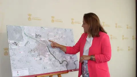 Ana González en el Ayuntamiento de Chiclana Ana González en el Ayuntamiento de Chiclana