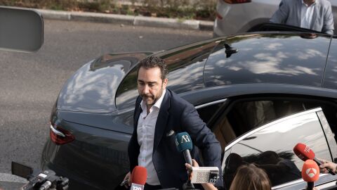 La Audiencia Nacional acuerda subastar el Jaguar y el Ferrari de Aldama porque "se deprecian" con el paso del tiempo