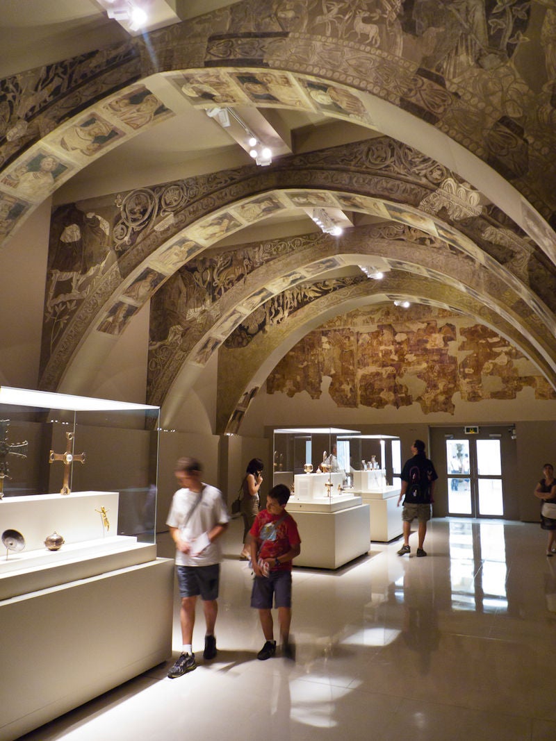 Imagen de las pinturas murales de Sijena en el MNAC Imagen de las pinturas murales de Sijena en el MNAC