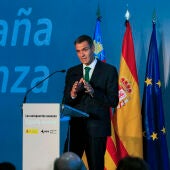 Pedro Sánchez, presidente del Gobierno de España, en el Aeropuerto Alicante-Elche 'Miguel Hernández'.