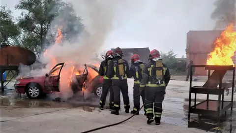 La Diputación de Palencia contará con 54 bomberos, 3 técnicos y 3 parques tipo 2 operativos en 2027 .