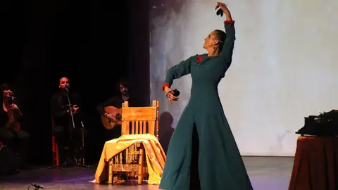 'Olor a tiempo' con Sara Nieto en el Teatre Auditori la Vila Joiosa 'Olor a tiempo' con Sara Nieto en el Teatre Auditori la Vila Joiosa