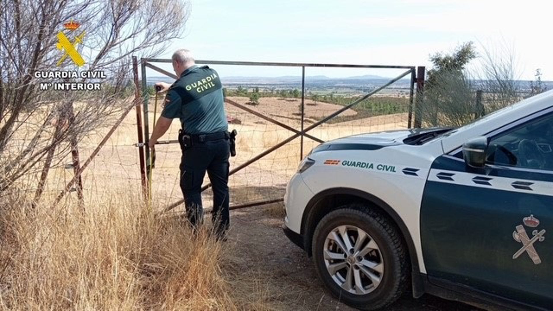 Detenido un hombre e investigado otro por 13 delitos de robo y hurto en explotaciones agroganaderas de Cilleros Detenido un hombre e investigado otro por 13 delitos de robo y hurto en explotaciones agroganaderas de Cilleros