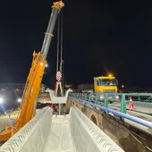 Reconstrucción de la pasarela entre Real y Montroi sobre el río Magro Reconstrucción de la pasarela entre Real y Montroi sobre el río Magro