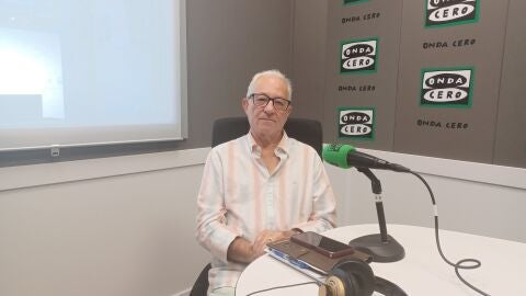 Domingo S&aacute;nchez es autor del libro 'Errores Encadenados'